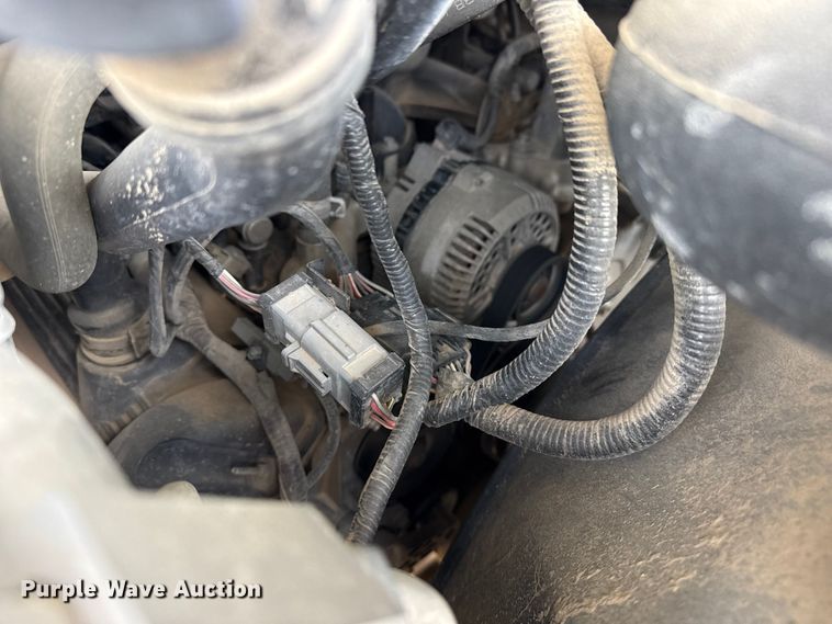 image for item DH1978 2006 Ford E150 van