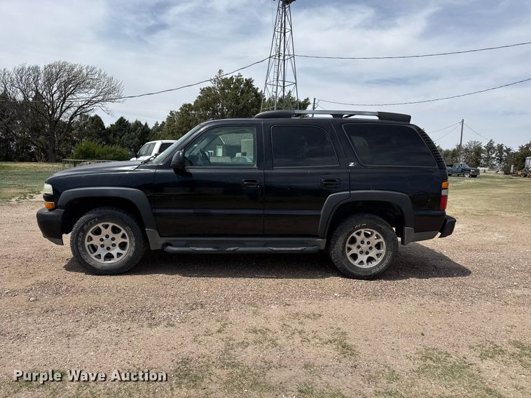 image for item DH1979 2004 Chevrolet Tahoe SUV