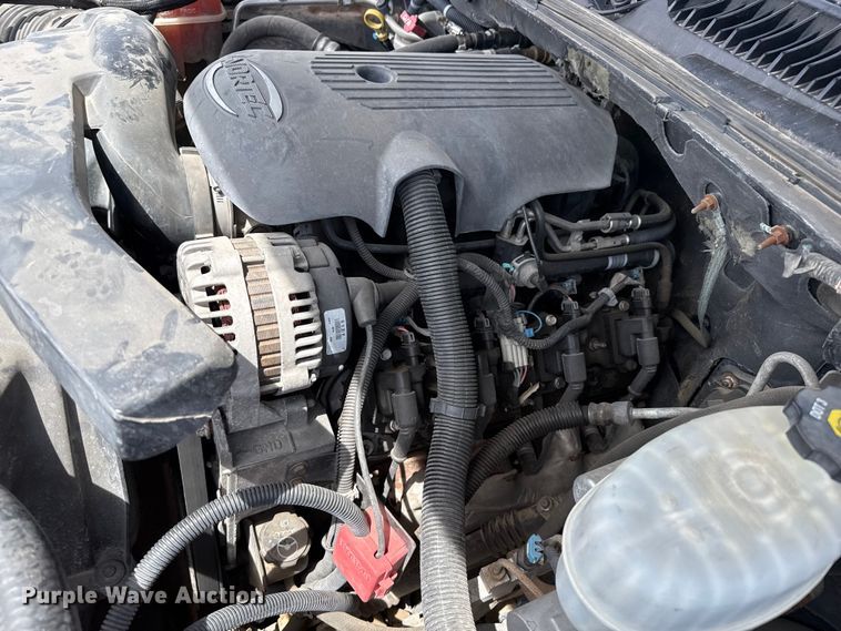 image for item DH1979 2004 Chevrolet Tahoe SUV