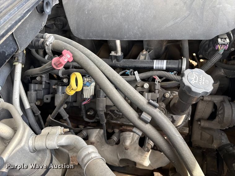 image for item DH1979 2004 Chevrolet Tahoe SUV