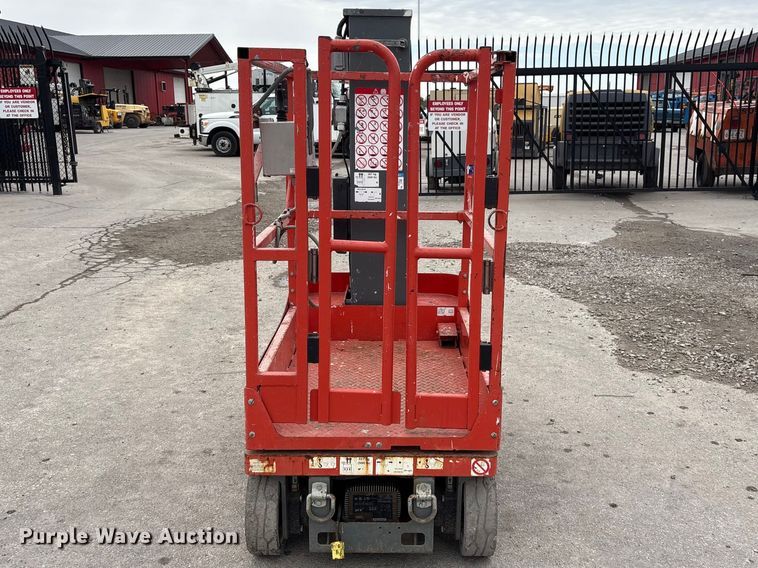 image for item DO5200 2017 Skyjack SJ12 vertical lift