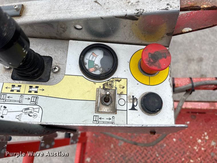 image for item DO5200 2017 Skyjack SJ12 vertical lift