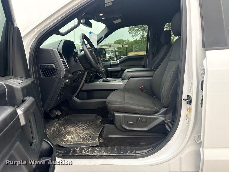 image for item DO8502 2019 Ford F150 Crew Cab pickup truck