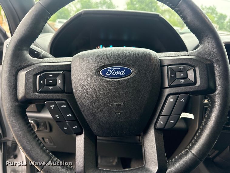 image for item DO8502 2019 Ford F150 Crew Cab pickup truck