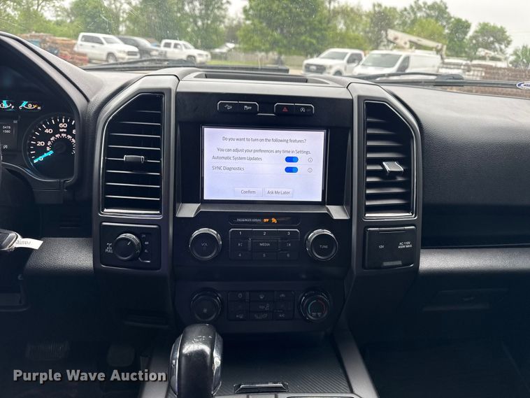 image for item DO8502 2019 Ford F150 Crew Cab pickup truck