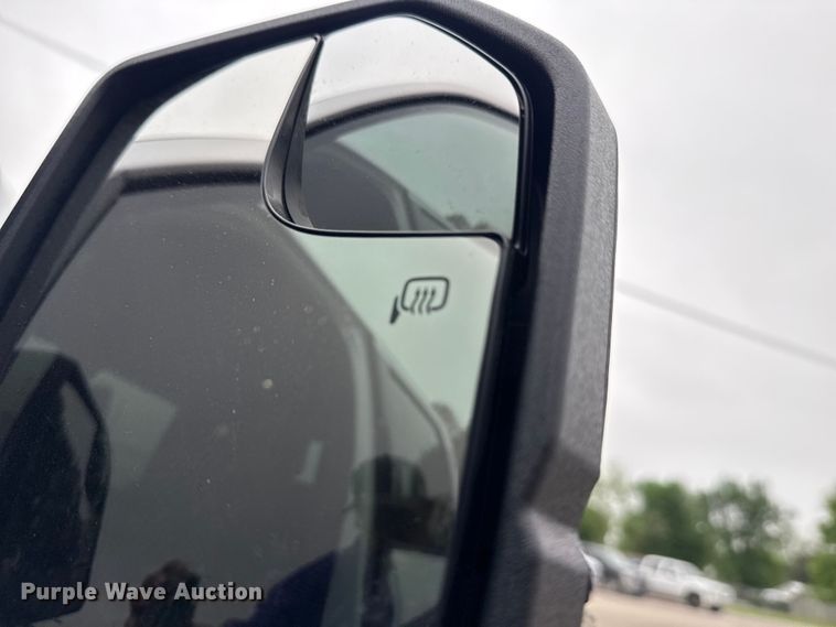 image for item DO8502 2019 Ford F150 Crew Cab pickup truck