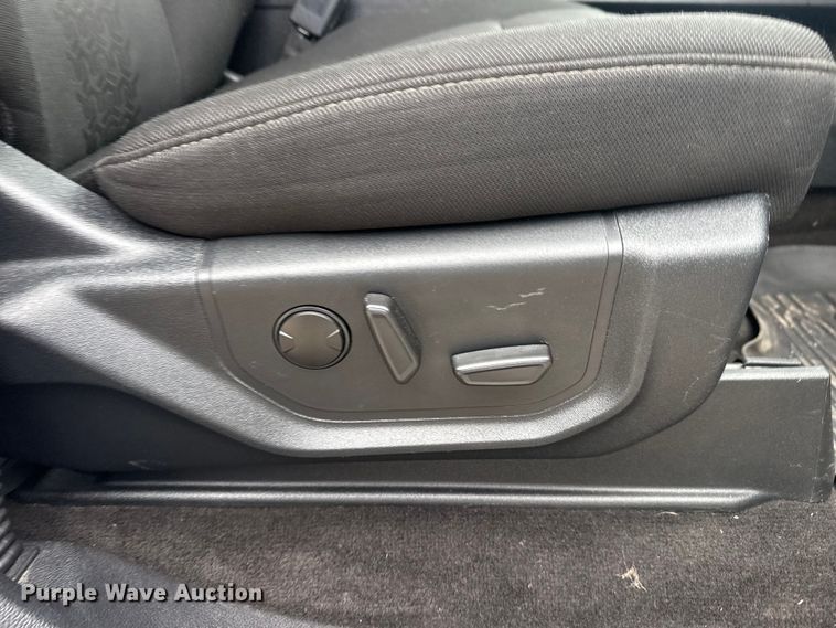 image for item DO8502 2019 Ford F150 Crew Cab pickup truck