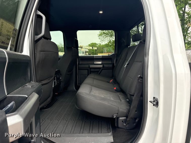 image for item DO8502 2019 Ford F150 Crew Cab pickup truck
