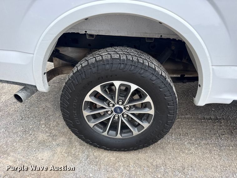 image for item DO8502 2019 Ford F150 Crew Cab pickup truck