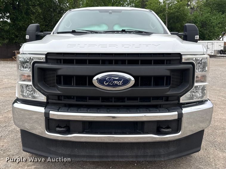 image for item DO8503 2020 Ford F350 Super Duty Ext. Cab pickup truck