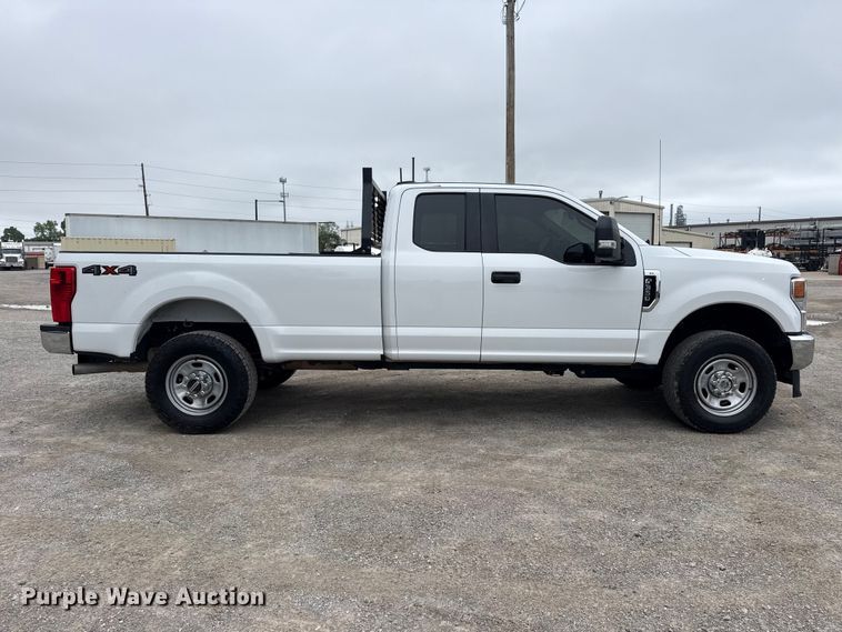image for item DO8503 2020 Ford F350 Super Duty Ext. Cab pickup truck