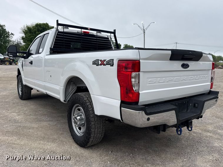 image for item DO8503 2020 Ford F350 Super Duty Ext. Cab pickup truck