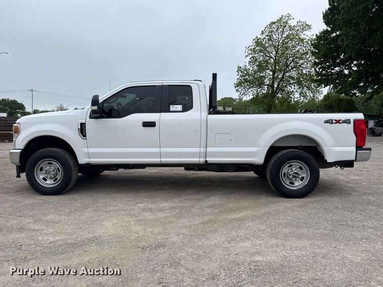 image for item DO8503 2020 Ford F350 Super Duty Ext. Cab pickup truck