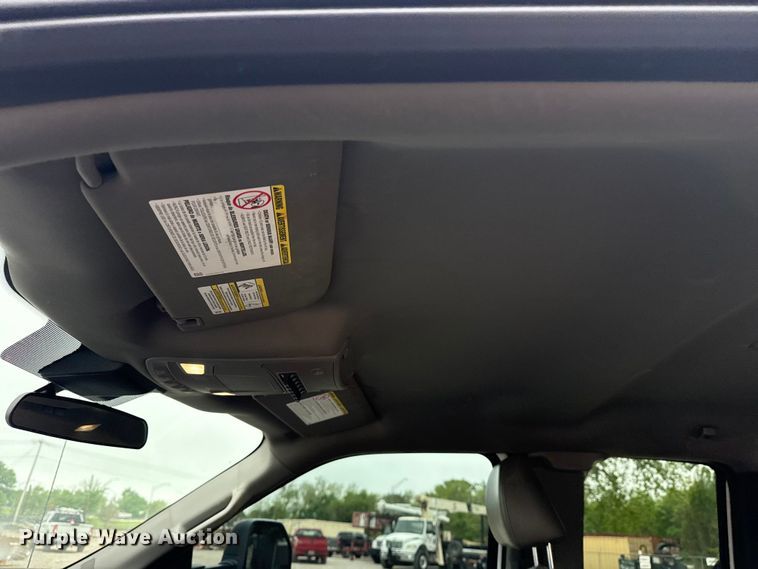 image for item DO8503 2020 Ford F350 Super Duty Ext. Cab pickup truck