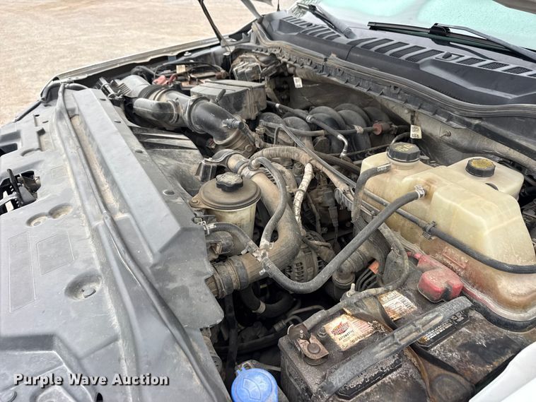 image for item DO8503 2020 Ford F350 Super Duty Ext. Cab pickup truck
