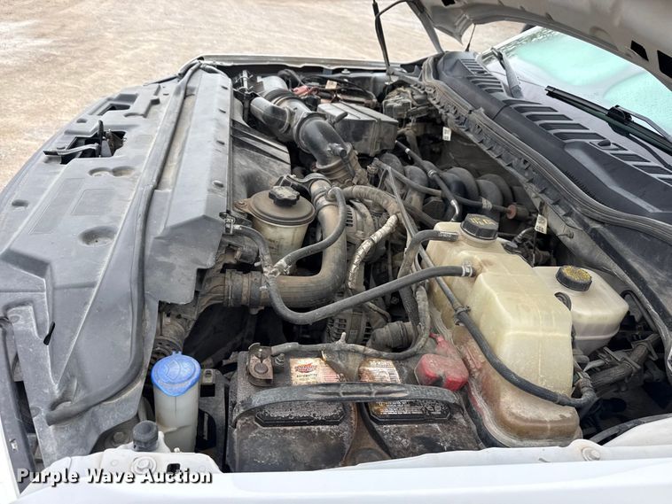 image for item DO8503 2020 Ford F350 Super Duty Ext. Cab pickup truck