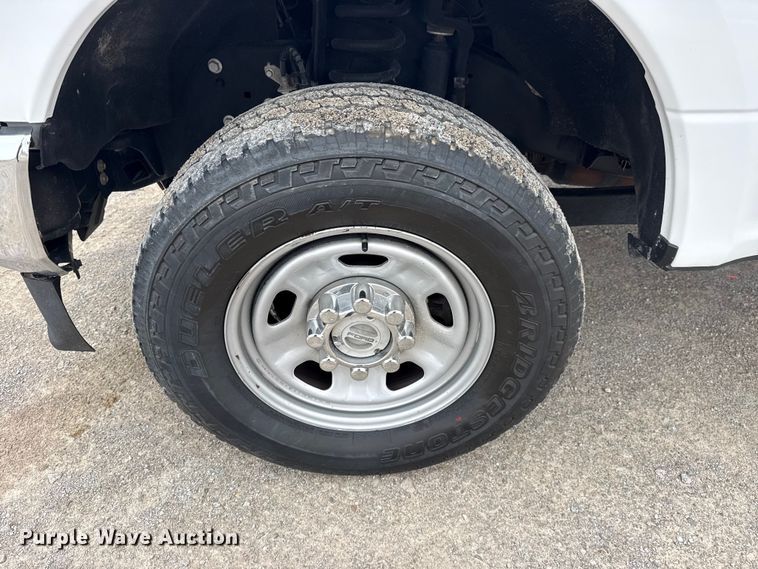 image for item DO8503 2020 Ford F350 Super Duty Ext. Cab pickup truck