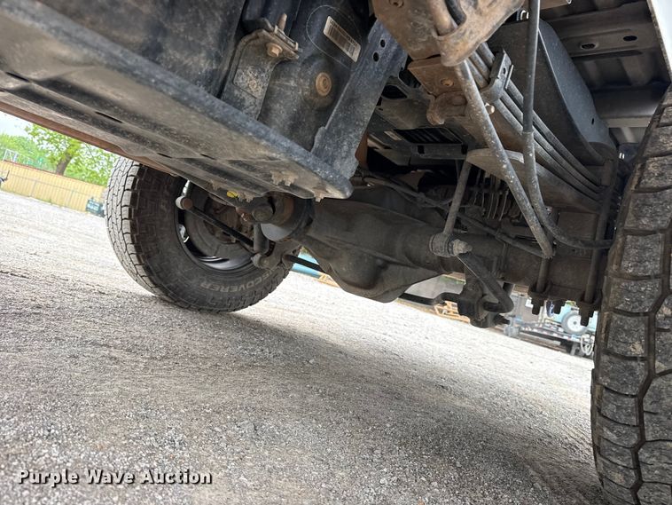 image for item DO8503 2020 Ford F350 Super Duty Ext. Cab pickup truck