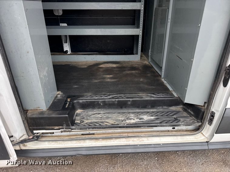 image for item DO8504 2017 Ford Transit 250 van