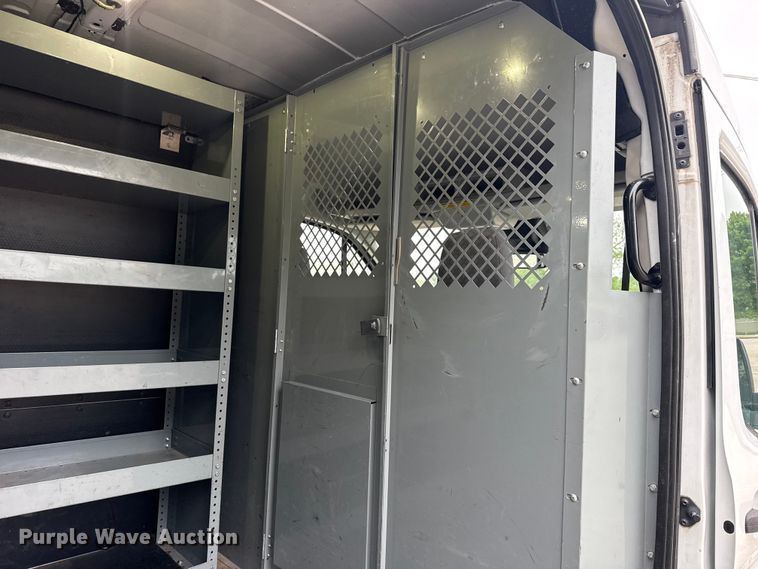 image for item DO8504 2017 Ford Transit 250 van