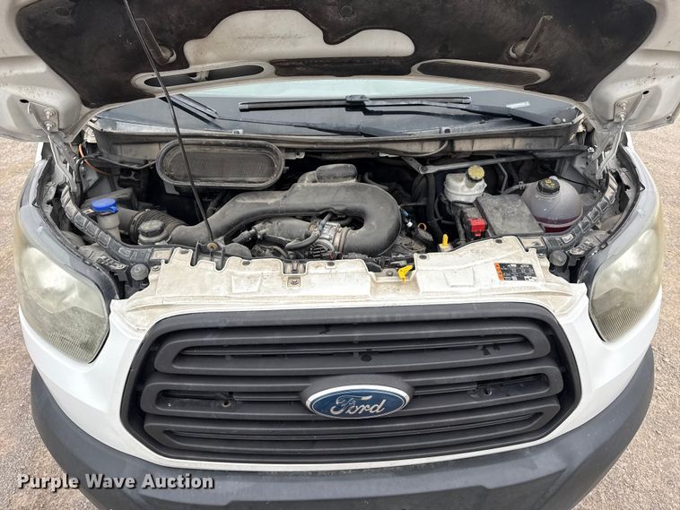 image for item DO8504 2017 Ford Transit 250 van