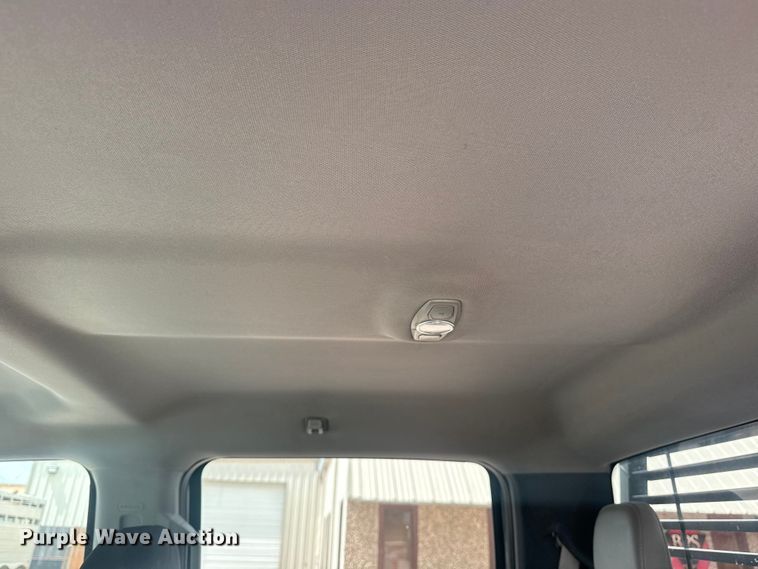 image for item DO8506 2017 Ford F250 Super Duty Crew Cab pickup truck