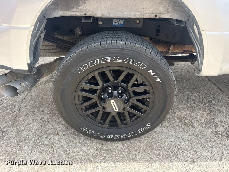 image for item DO8506 2017 Ford F250 Super Duty Crew Cab pickup truck