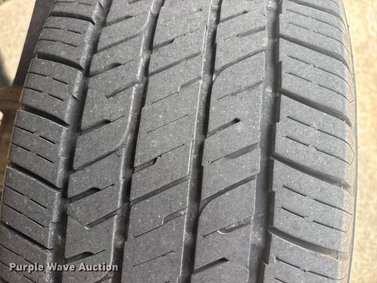 image for item DO8506 2017 Ford F250 Super Duty Crew Cab pickup truck