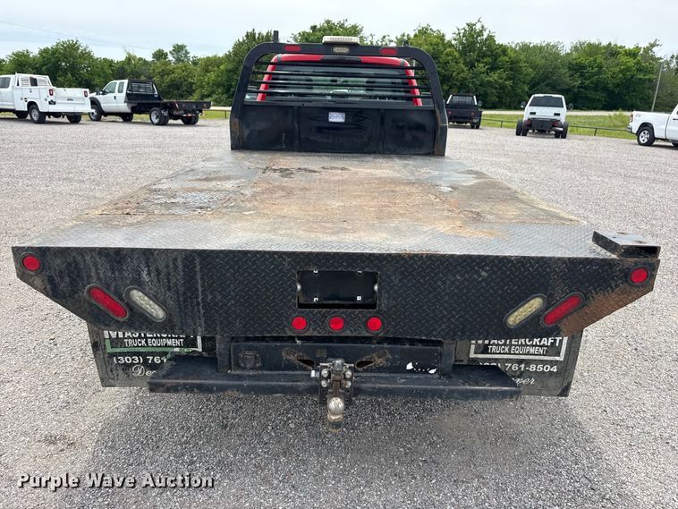 image for item DO8522 2019 Ford F550 Ext. Cab flatbed truck