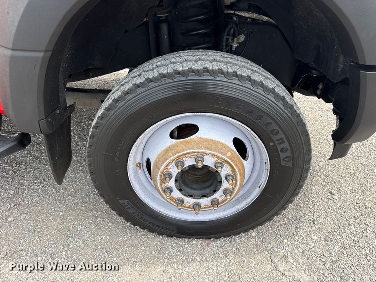 image for item DO8522 2019 Ford F550 Ext. Cab flatbed truck