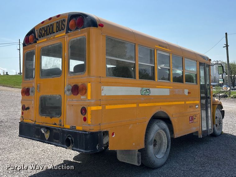image for item DT0220 2011 International CE school bus