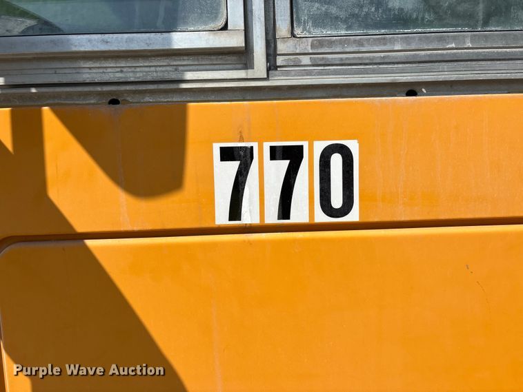 image for item DT0220 2011 International CE school bus