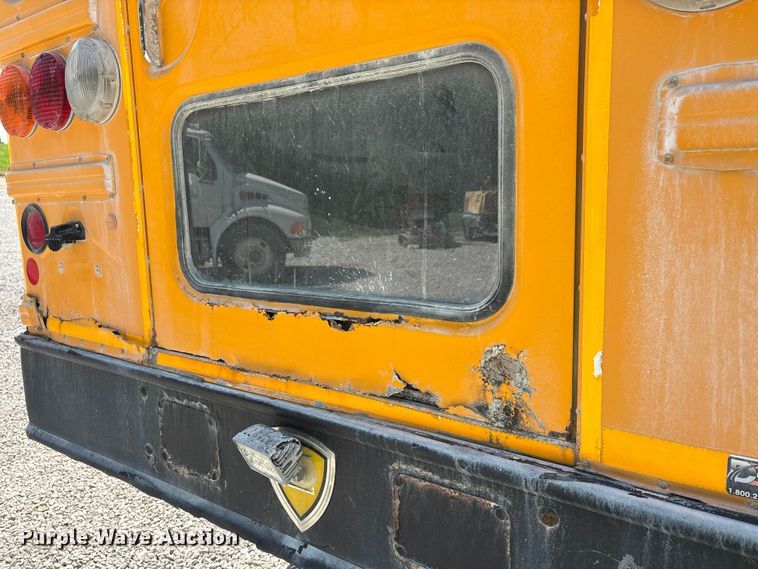 image for item DT0220 2011 International CE school bus