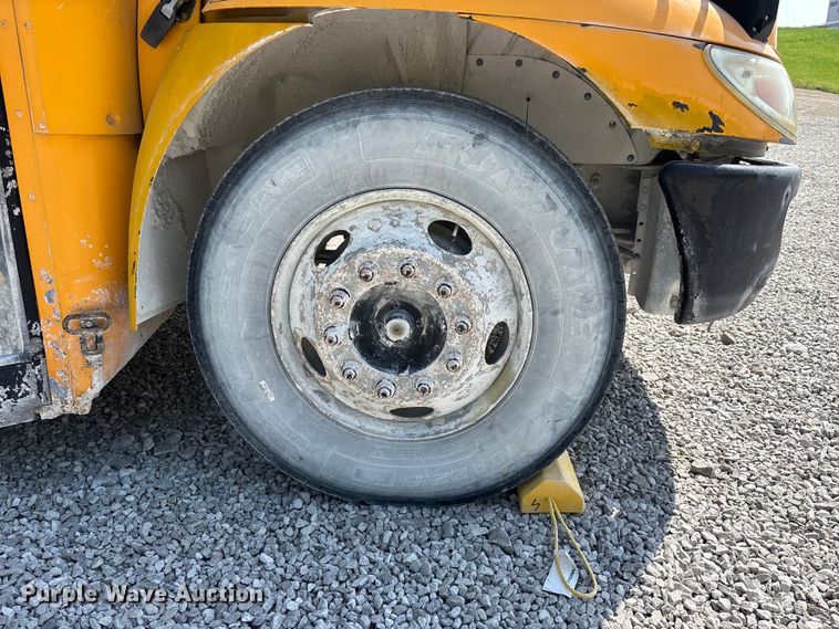 image for item DT0220 2011 International CE school bus