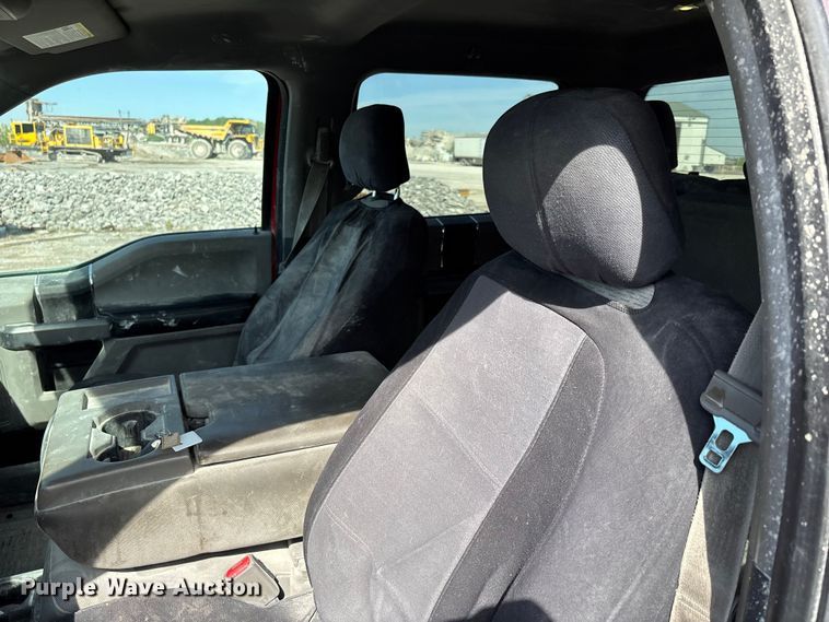 image for item DT0221 2015 Ford F150 Crew Cab pickup truck