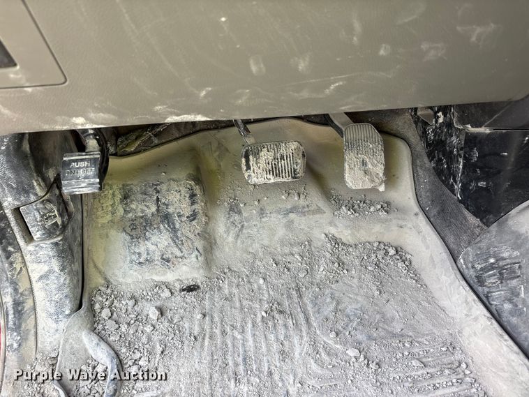 image for item DT0221 2015 Ford F150 Crew Cab pickup truck