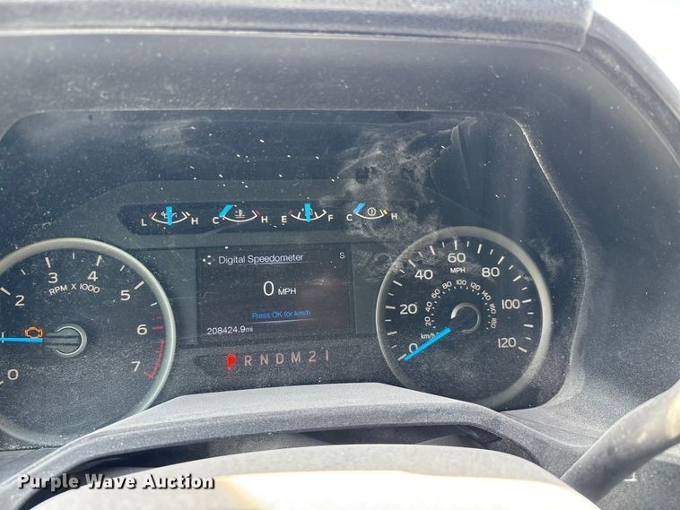 image for item DT0221 2015 Ford F150 Crew Cab pickup truck