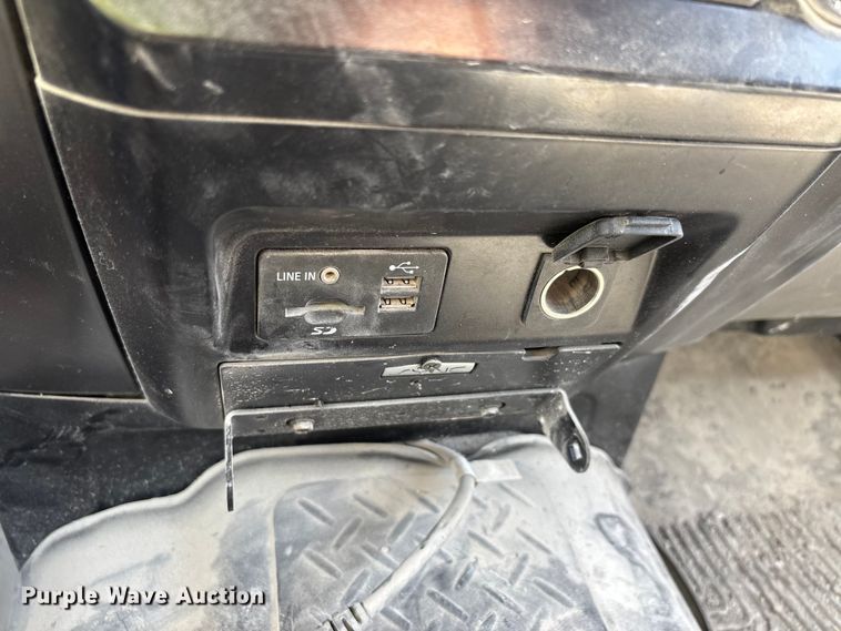 image for item DT0221 2015 Ford F150 Crew Cab pickup truck