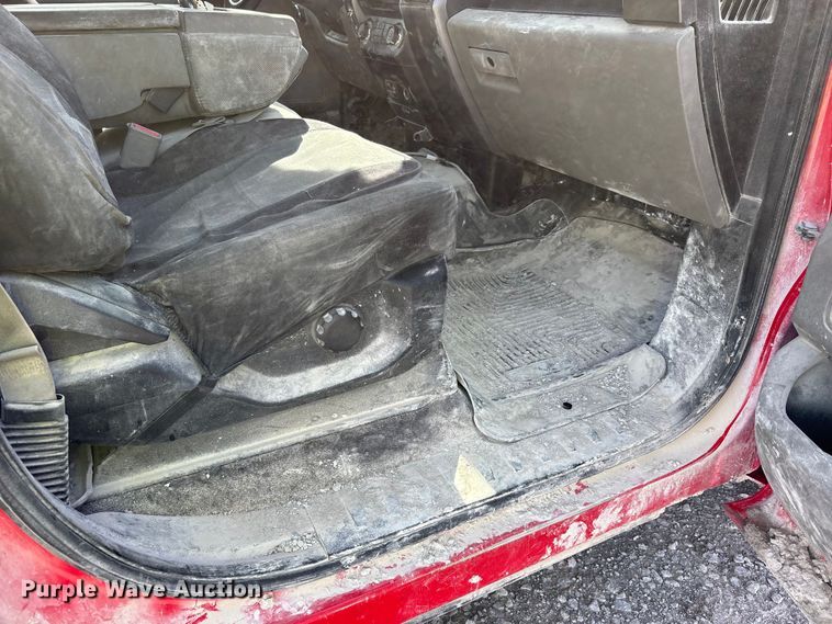 image for item DT0221 2015 Ford F150 Crew Cab pickup truck