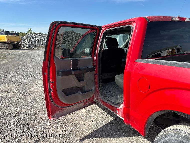 image for item DT0221 2015 Ford F150 Crew Cab pickup truck