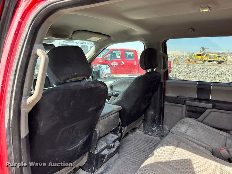 image for item DT0221 2015 Ford F150 Crew Cab pickup truck