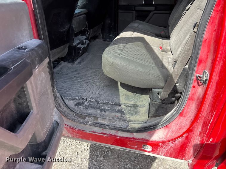 image for item DT0221 2015 Ford F150 Crew Cab pickup truck