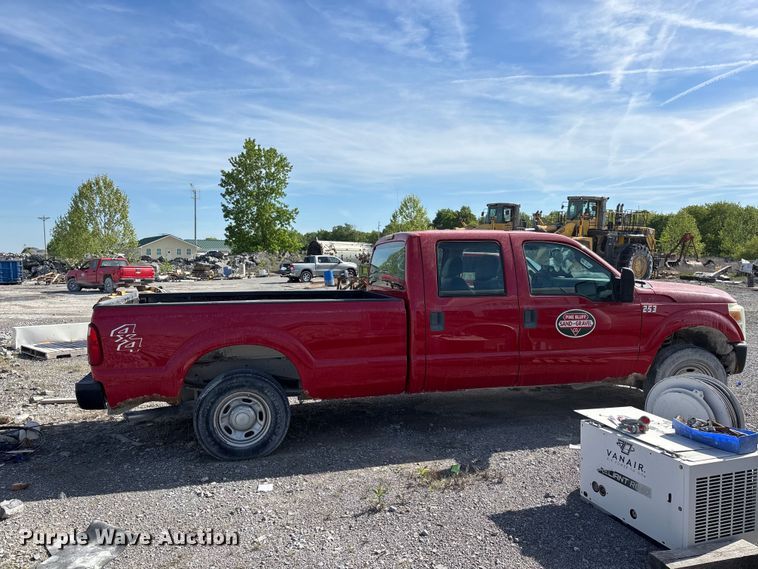 image for item DT0222 2013 Ford F250 Super Duty Crew Cab pickup truck