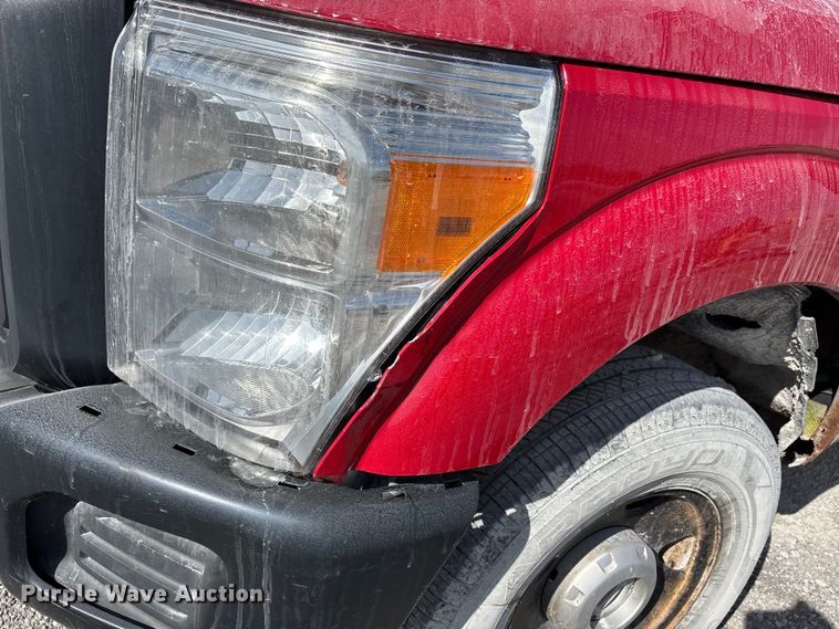 image for item DT0222 2013 Ford F250 Super Duty Crew Cab pickup truck
