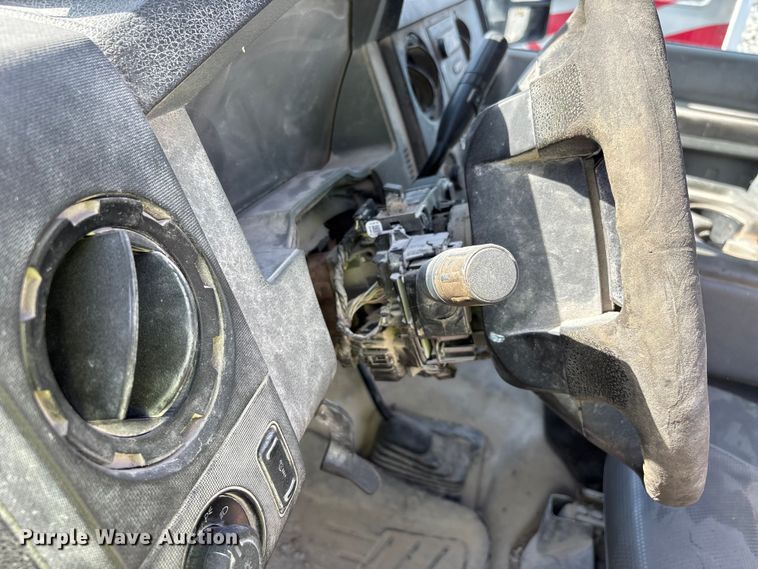 image for item DT0222 2013 Ford F250 Super Duty Crew Cab pickup truck