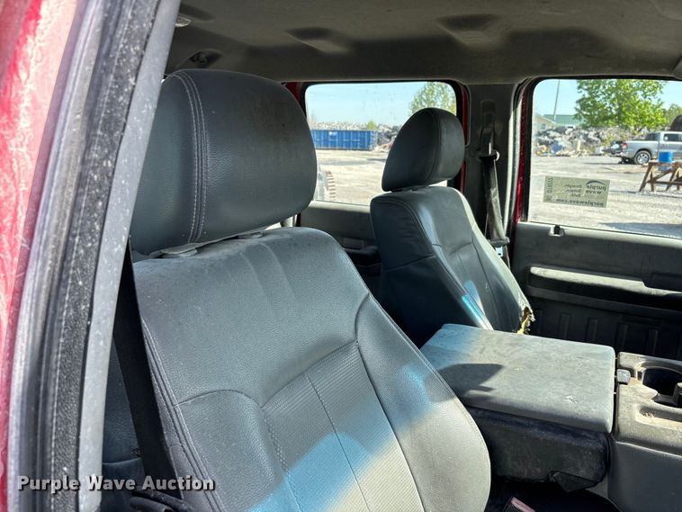 image for item DT0222 2013 Ford F250 Super Duty Crew Cab pickup truck