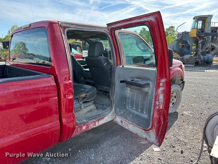 image for item DT0222 2013 Ford F250 Super Duty Crew Cab pickup truck