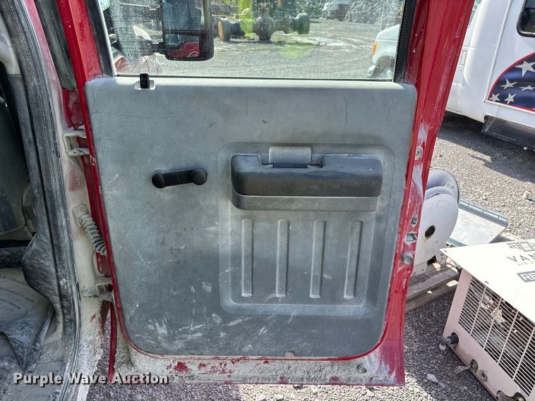image for item DT0222 2013 Ford F250 Super Duty Crew Cab pickup truck
