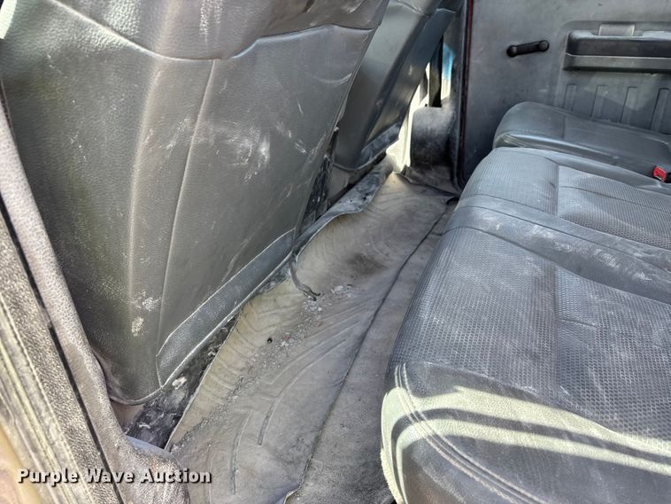 image for item DT0222 2013 Ford F250 Super Duty Crew Cab pickup truck