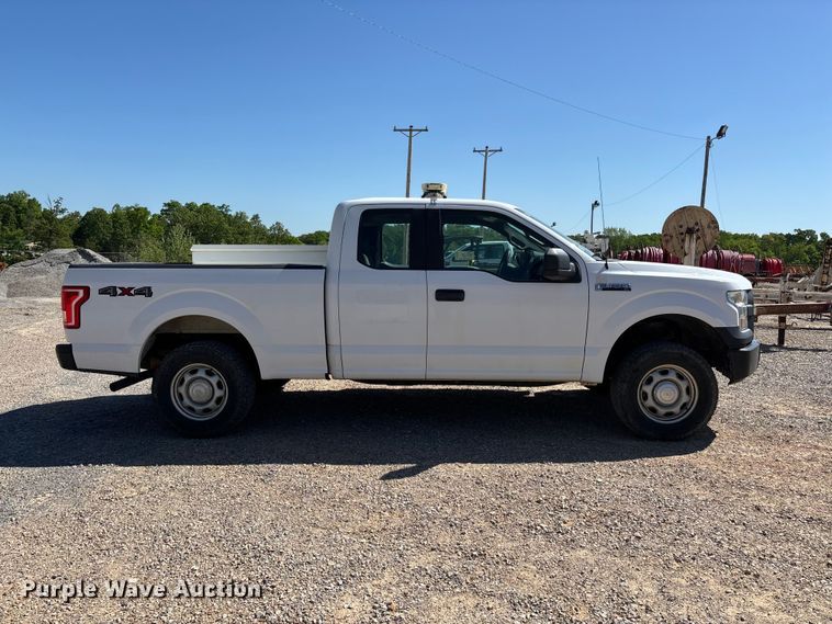 image for item DT0229 2016 Ford F150 Ext. Cab pickup truck